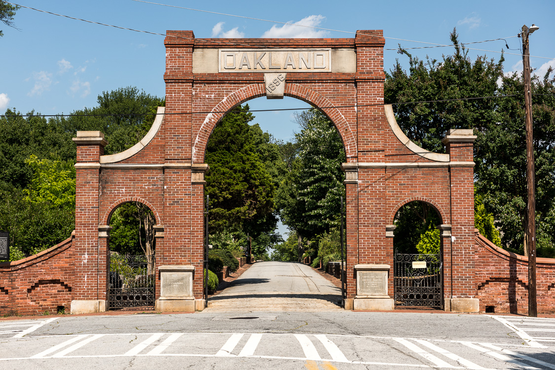 Atlanta GA Oakland Cemetery | Eye Was Here Photography