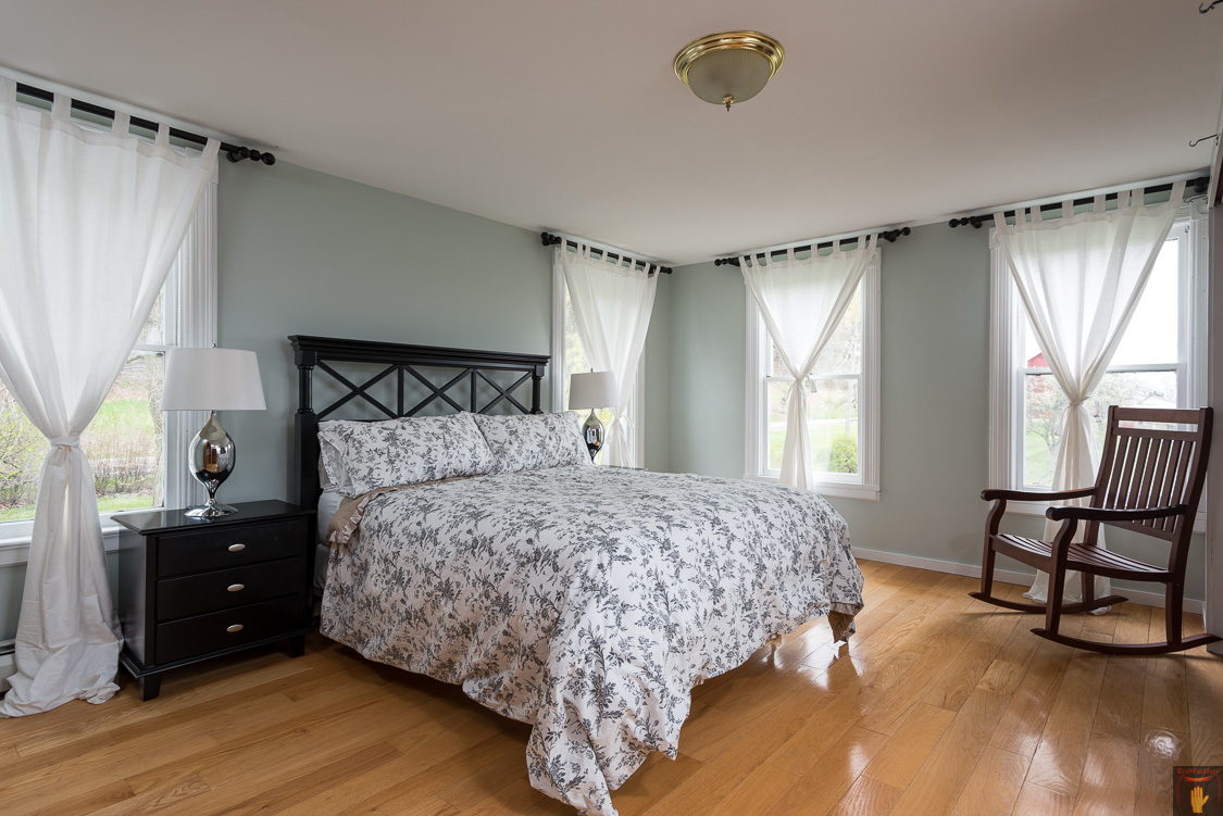 Hudson NY Airbnb Vacation Rental | EyeWasHere Vacation Rental Interior Exterior Photography | Upstate New York Architectural Photographer | Albany NY, Saratoga Springs, Hudson Valley, Catskills, Troy, Capital Region, Lake George