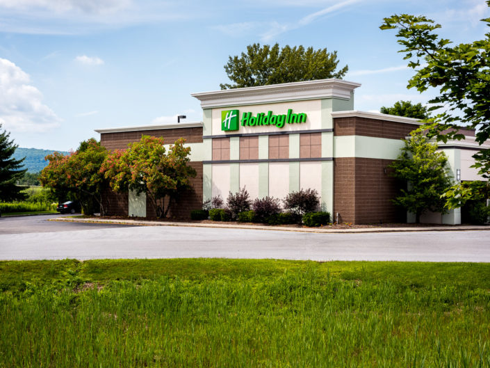 Holiday Inn | Hotel Exterior Photography | Bed & Breakfast | BNB | Real Estate | Architecture | Interior Design | Albany NY Photographer Dave Butterworth | EyeWasHere | Eye Was Here Photography