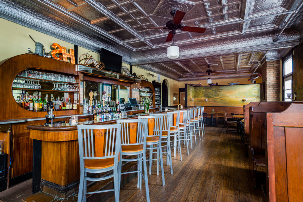 Albany NY Architectural Photography, Commercial Interiors, Commercial Real Estate Photographer, Upstate NY, Hudson Valley, Catskills, Airbnb, Vacation Rental, Hotel Photography